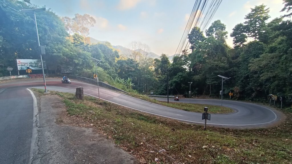 Kurven auf Koh Chang